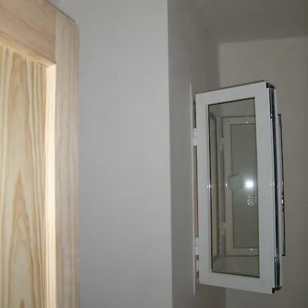 Centrico Y Tranquilo Apartamento Con Wifi *